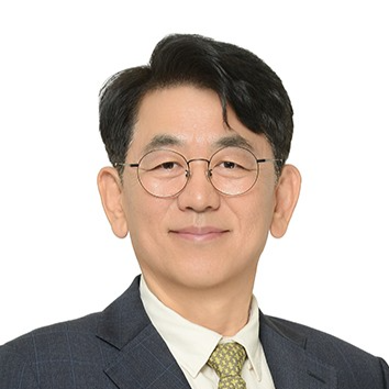 제4대 하정수 사장 